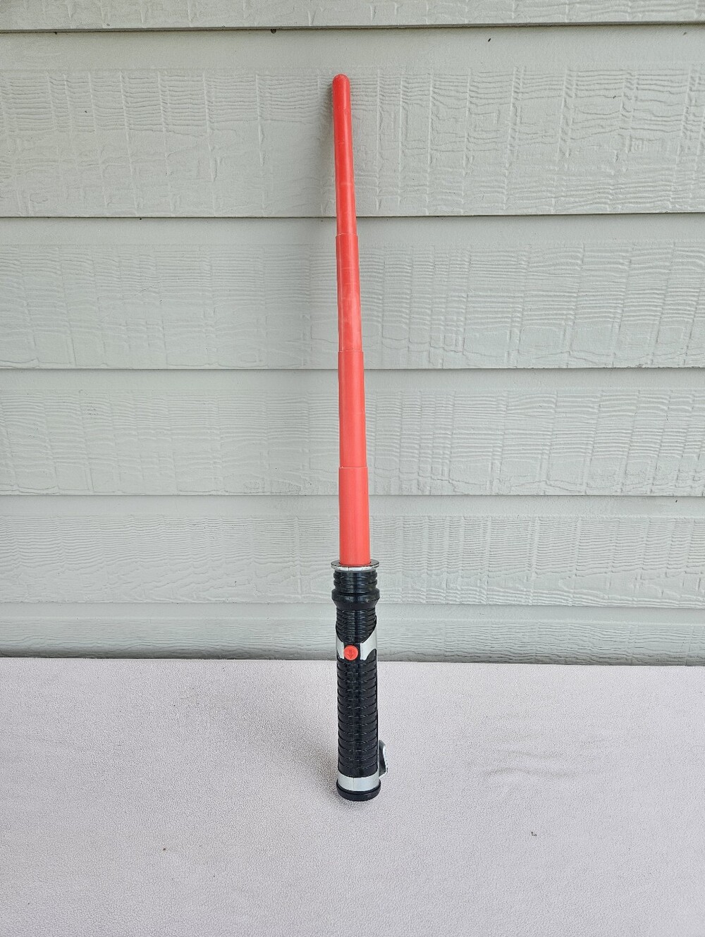 VTG Hasbro Star Wars Retractable Lightsaber Light Saber Red Black 1999